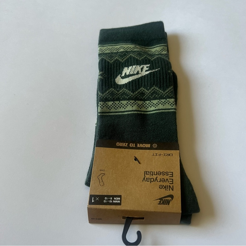 NIKE EVERYDAY ESSENTIAL MOVE TO ZERO DRI-FIT SOCKS GREEN LARGE/XL SHOE 10-13 NWT